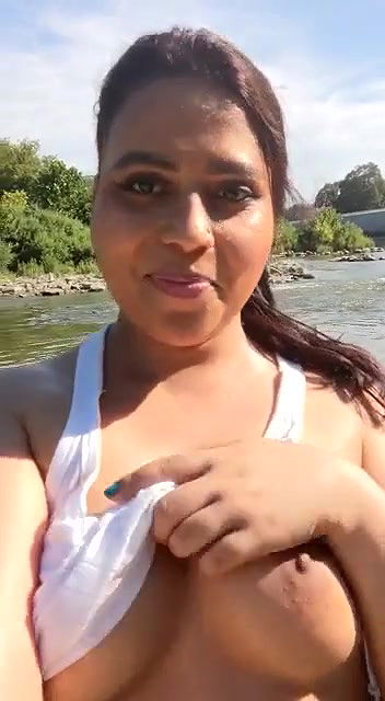 Sexy chubby girlfriend exposes her big tits