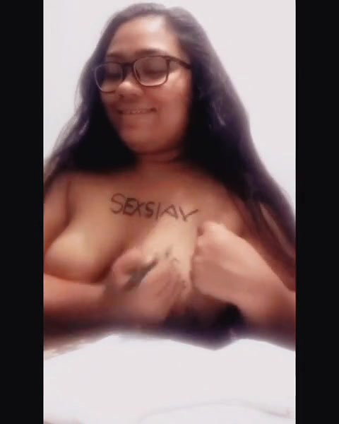 chubbby girl expose herself slide show