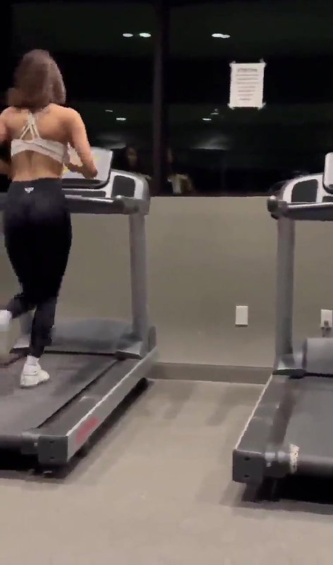 gym workouts girl blowjob