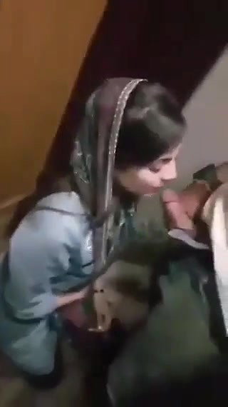 hijab girl blowjob