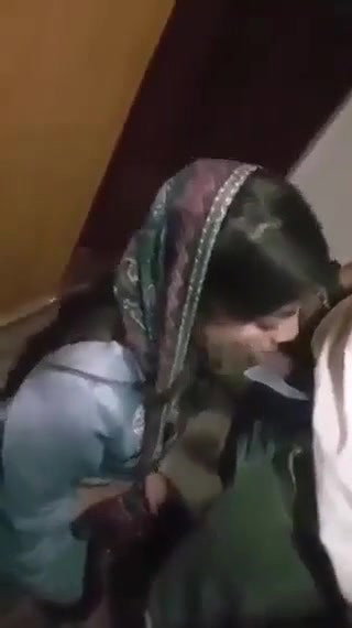 hijab girl blowjob