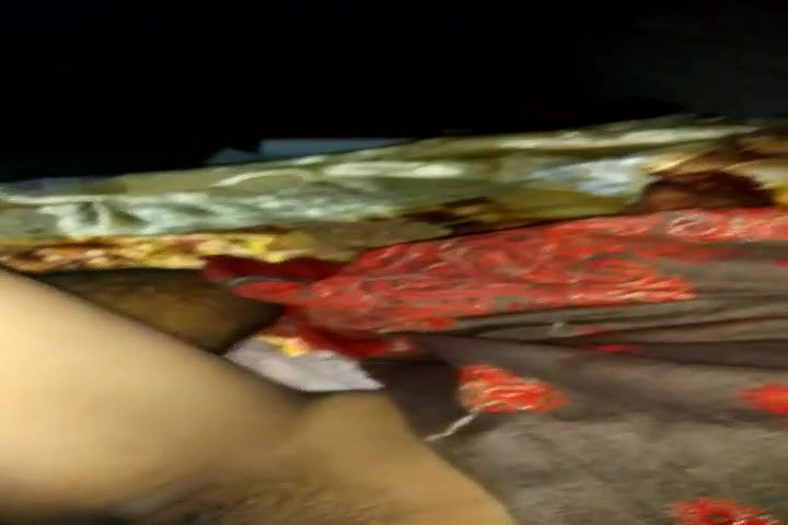 shalwar uthake jhat wali chut ki chudai