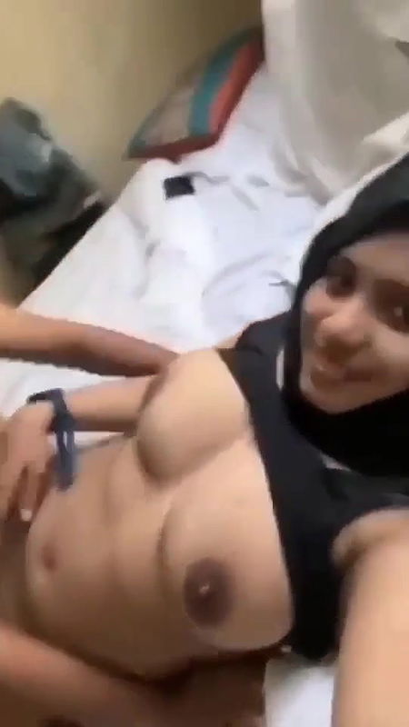 muslim lovers nude kiss romance in hotel