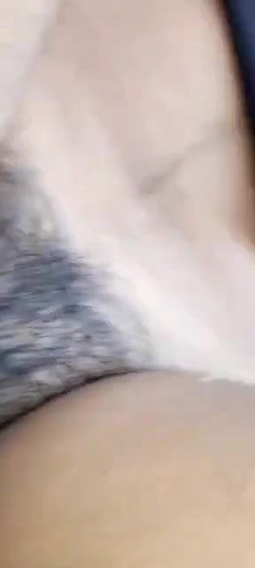 ladki ki chut ki video banayi khule mein