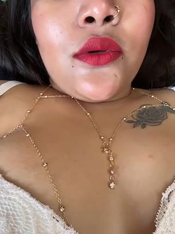 Sexy Bhabhi Full Nude show and Dirty Talk