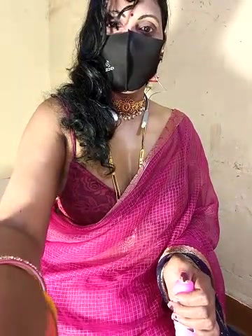 Sexy Bhabhi Boobs Show