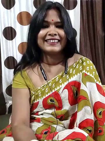 Sexy Aunty Boobs and Pussy Show to Fan