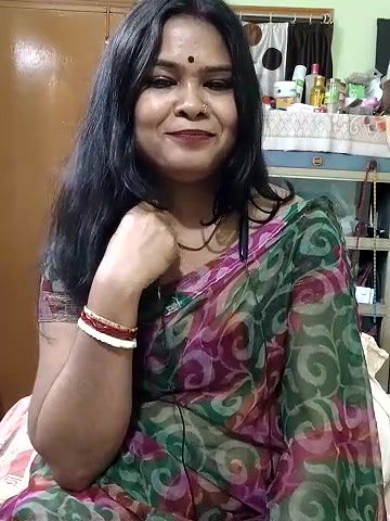 Sexy Bhabhi Saree removing and Full Naked