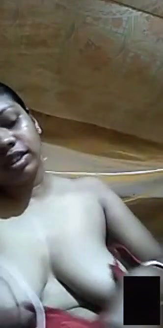 Dehati sexy boob show selfie MMS video