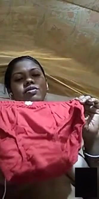 Dehati sexy boob show selfie MMS video