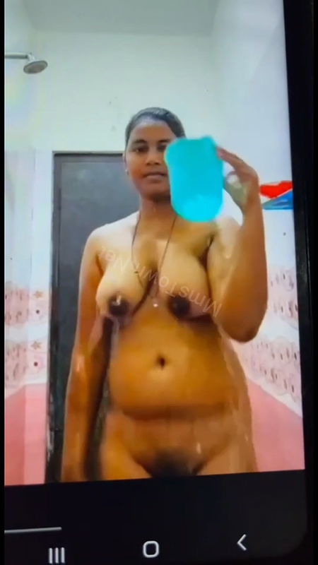 Aunty Making Bathing Video