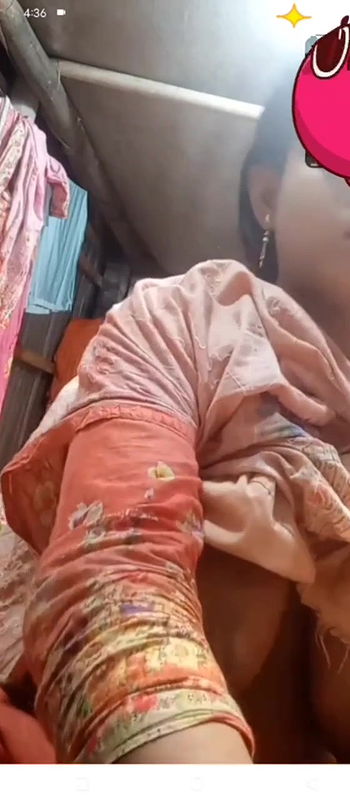 Village Big Boobs Girlfriend Showing