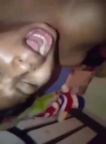 boob dabte hue chudai kri