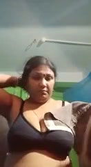 kamij kholke nangi video banayi