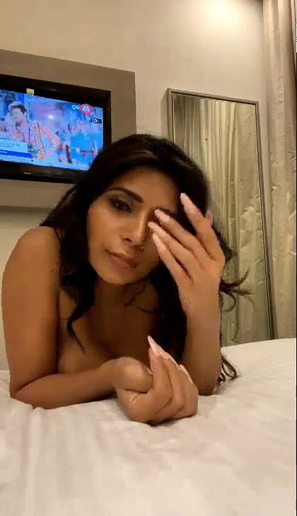 hot desi  girl nude show