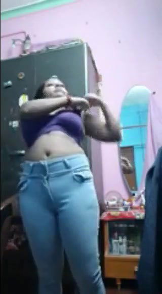 nangi video baanke dress pehni