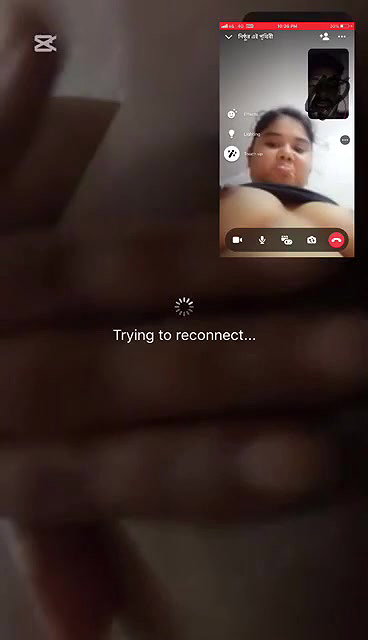 Chubby Girlfriend Showing