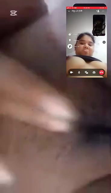 Chubby Girlfriend Showing