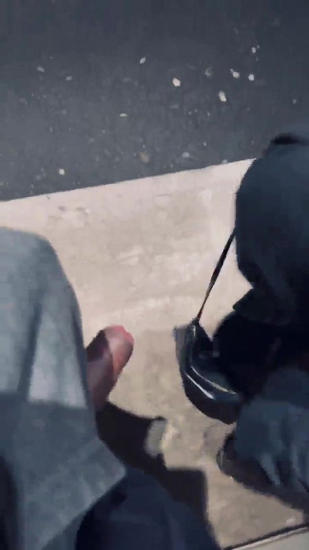 Horny Babe Outdoor Giving Blowjob