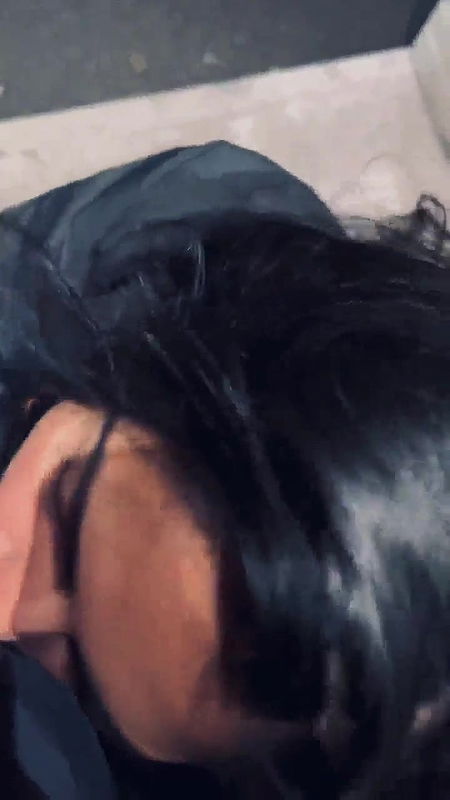 Horny Babe Outdoor Giving Blowjob