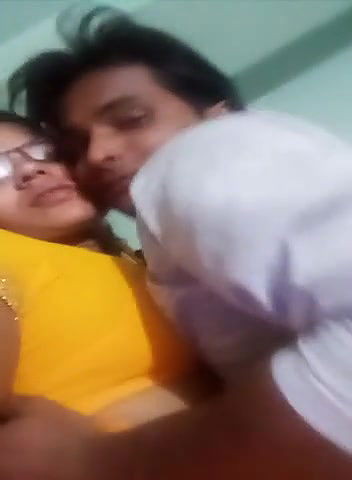 saree uthake bhabhi ko choda