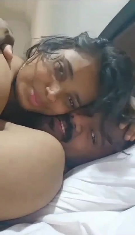 uncle having fun with randi bahbhi