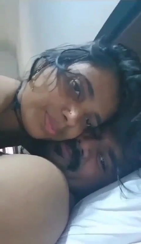 uncle having fun with randi bahbhi