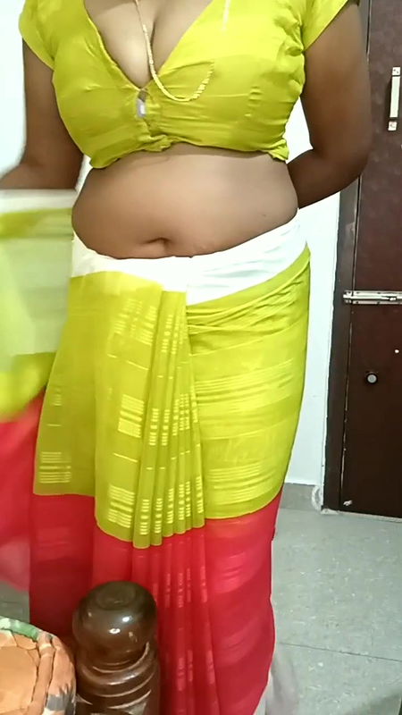 Chinnima143 hot saree