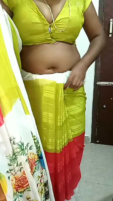 Chinnima143 hot saree