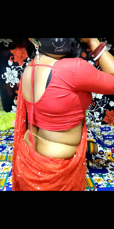 Red saree bhabhi teasing