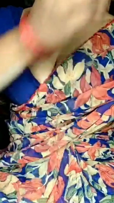 Shreya8999 Webcam Show