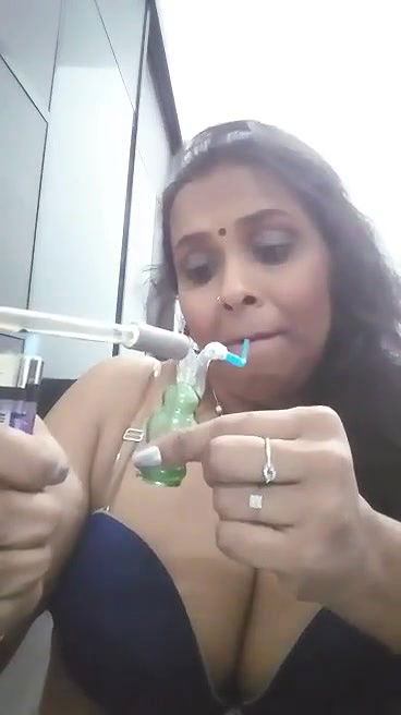 Booby Bhabhi smoking hookah and exposing her topless body