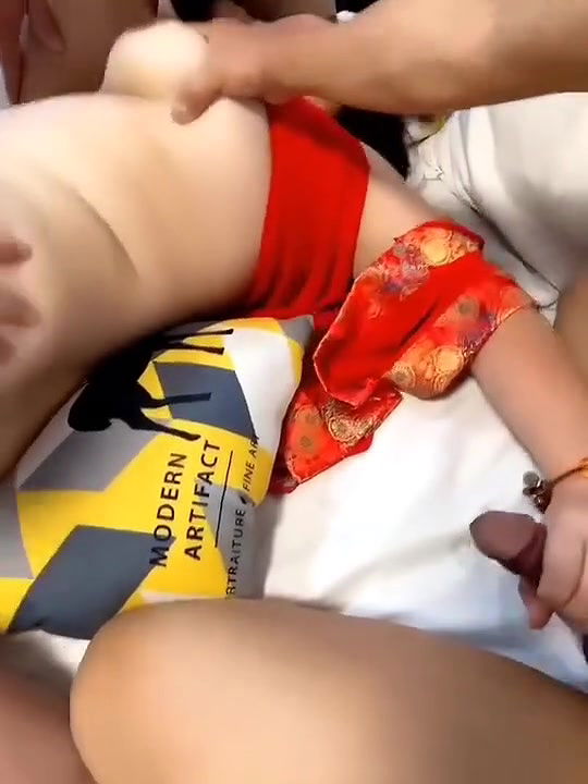 chubby wife fucking foursome clip