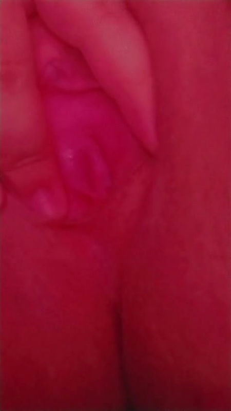 pussy showing video clip