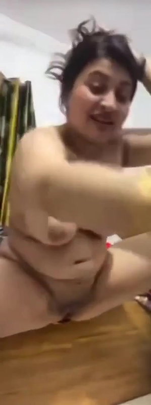 Beautiful Girl Nude Show