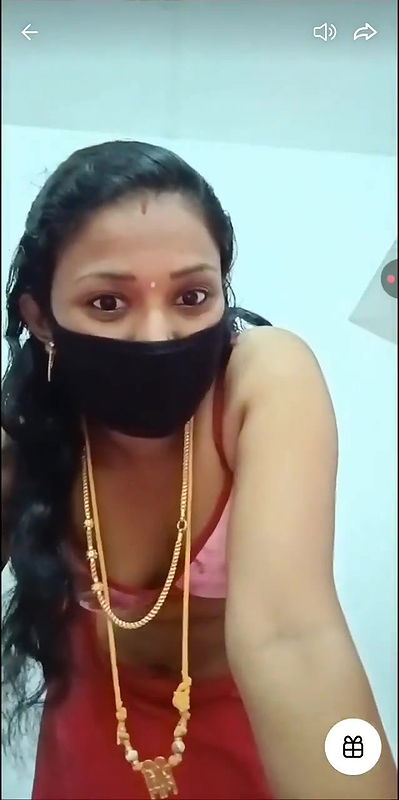 Theni housewife Priya live tempting talk with half nude