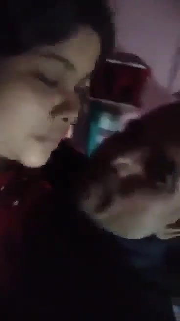 Desi Biwi Ki Friend Ko Bed Par Sula Kar Uski Tight Chut Ki Chudai Ki