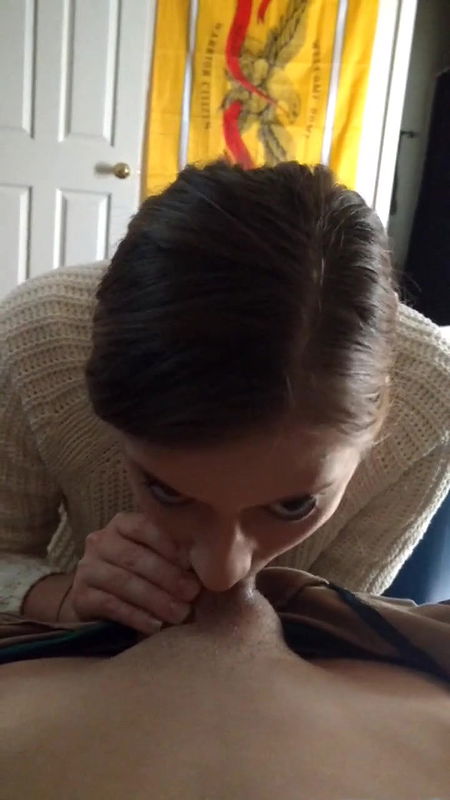 House wife deepthroats