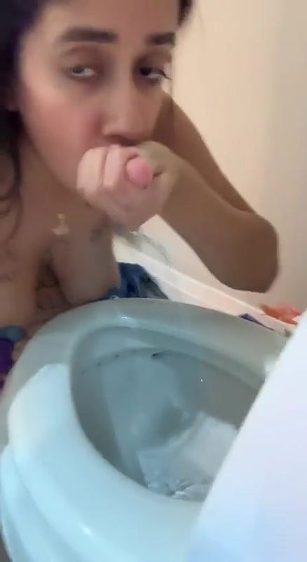 beautiful girl boobs paint drink toilet water
