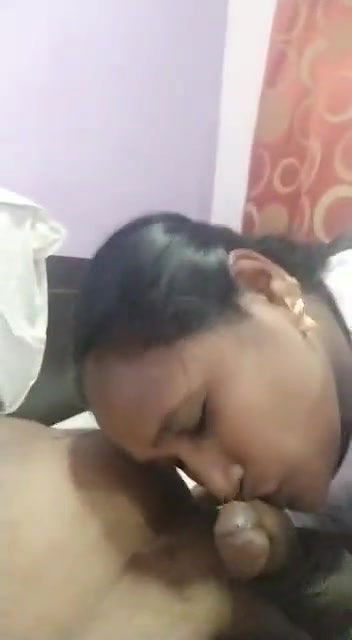 randi bhabhi ne lund chusi