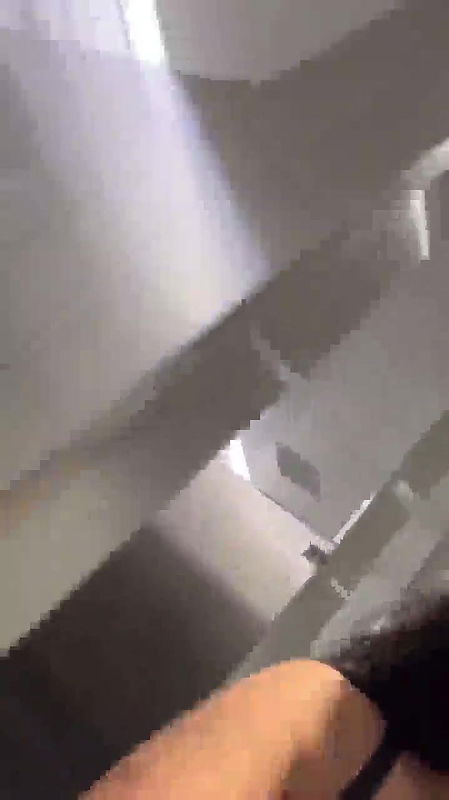 beautiful girl cleavages