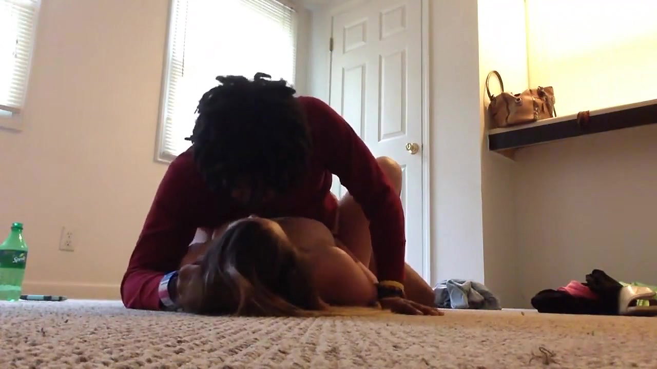 blonde girl sex with bbc