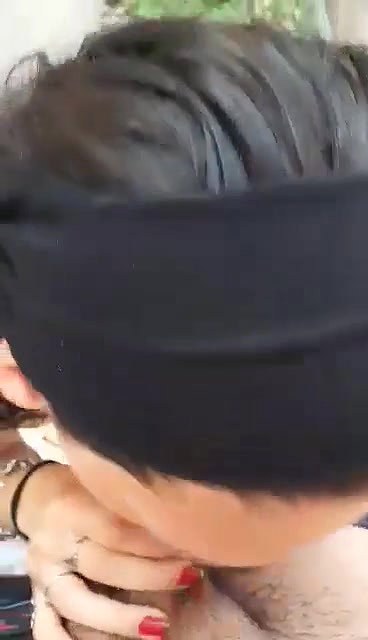 hot girl sucking dick outdoor