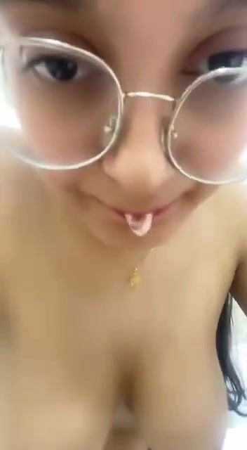 specs girl split on boobs