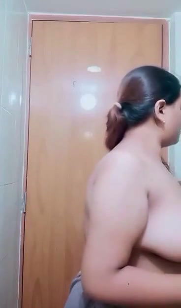 Bengali Tiktoker Showing Leaked