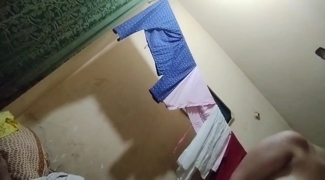 Cute Girlfriend Giving Blowjob