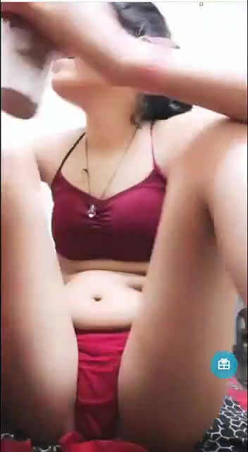 Sexy Punjabi teen cute small boobs show
