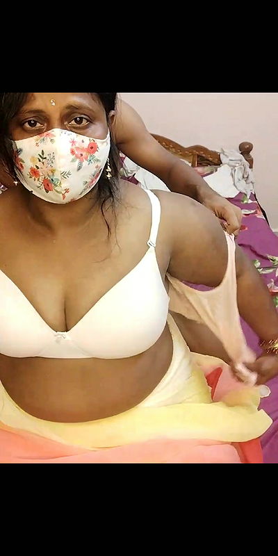 Mallu bhabhi strip saree