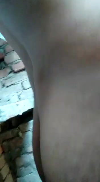 Sexy Dehati MMS video of a village teen girl