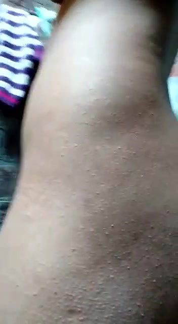 Sexy Dehati MMS video of a village teen girl